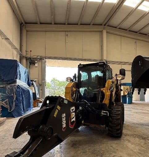 Alberich CAT 325 — industrial demolition machinery